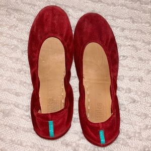 tieks maroon slides